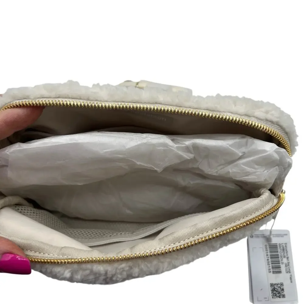 Lululemon Sherpa Fleece Crossbody Everywhere Belt Bag Gold Logo Winter White Y2K